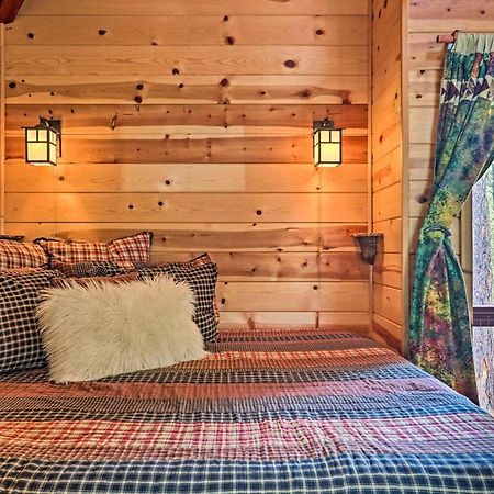 Romantic Strawberryandpine Studio Cabin With Deck! Εξωτερικό φωτογραφία