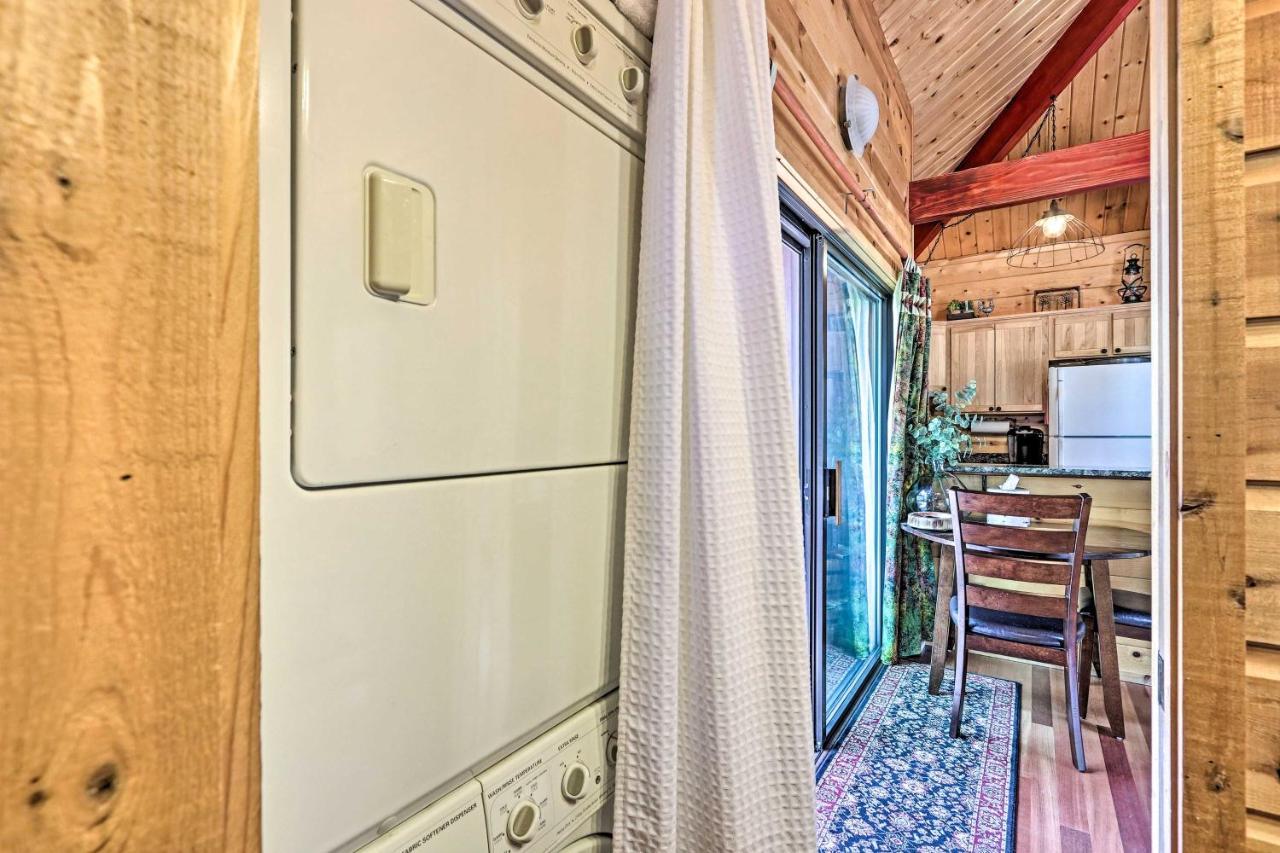 Romantic Strawberryandpine Studio Cabin With Deck! Εξωτερικό φωτογραφία