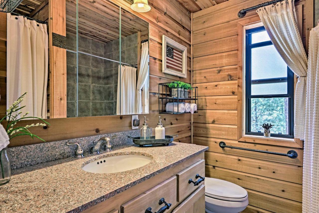 Romantic Strawberryandpine Studio Cabin With Deck! Εξωτερικό φωτογραφία